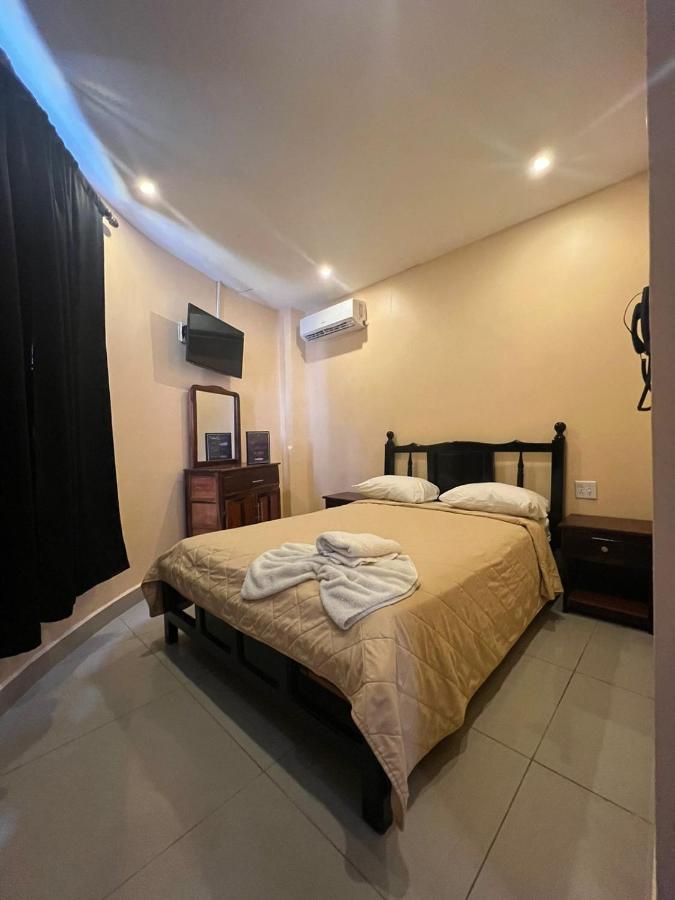 La Cubana Hotel&Residencial Colon Exterior foto